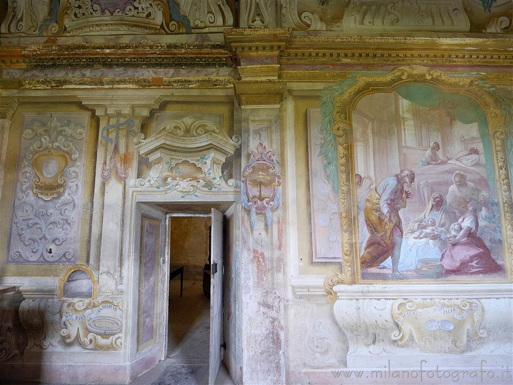 Masserano (Biella) - Parete destra della Cappella Salus Infirmorum nella Chiesa di San Teonesto